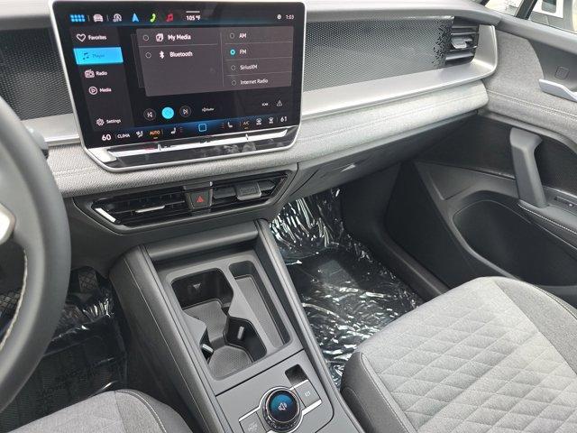 Photo of 2025 Pure White Volkswagen Tiguan