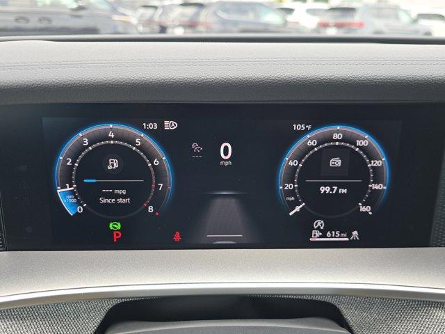 Photo of 2025 Pure White Volkswagen Tiguan