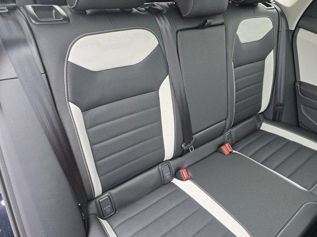 Photo of 2025 Deep Black Pearl Effect Volkswagen Taos
