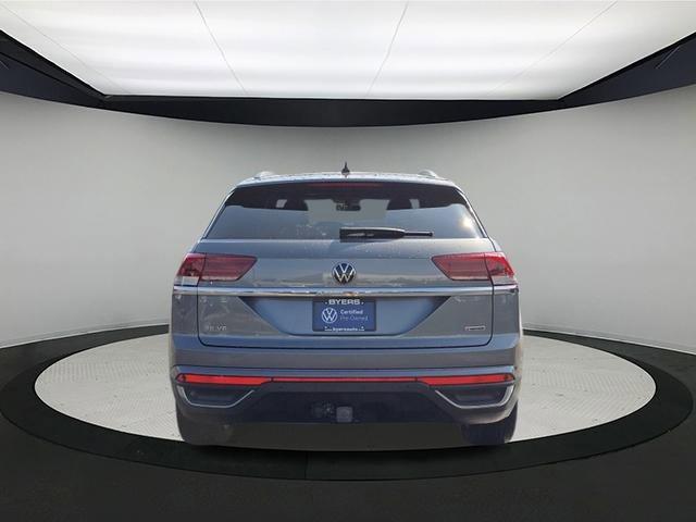 Photo of 2022 Platinum Gray Metallic Volkswagen Atlas Cross Sport