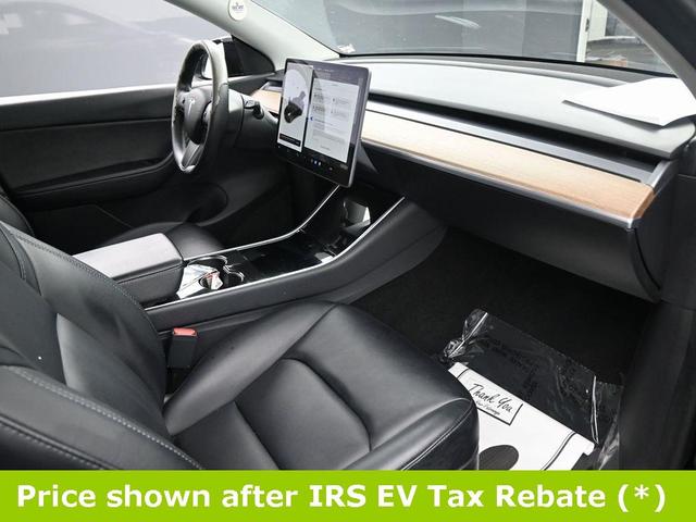 Photo of 2021 Black Tesla Model Y