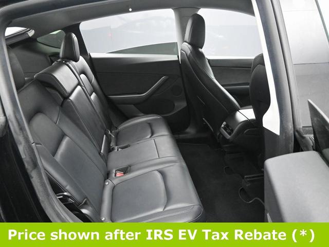 Photo of 2021 Black Tesla Model Y