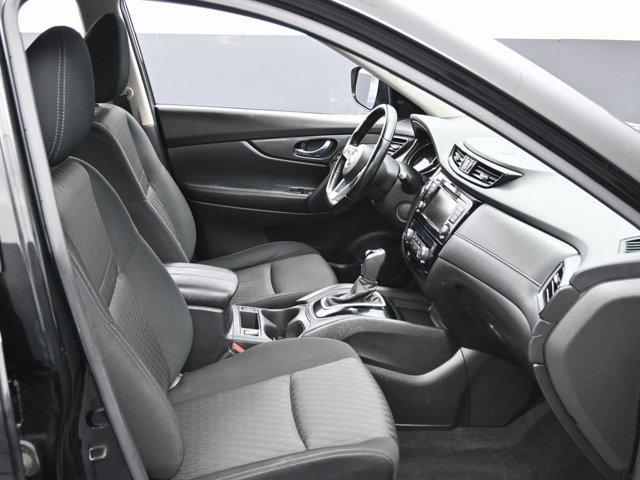 Photo of 2020 Magnetic Black Nissan Rogue