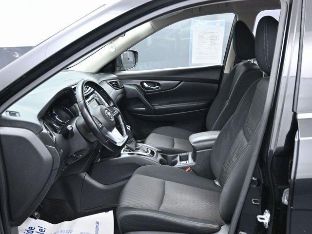 Photo of 2020 Magnetic Black Nissan Rogue
