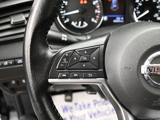Photo of 2020 Magnetic Black Nissan Rogue