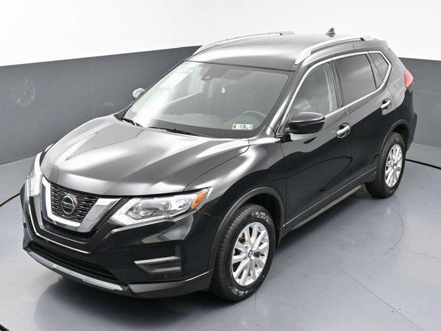 Photo of 2020 Magnetic Black Nissan Rogue