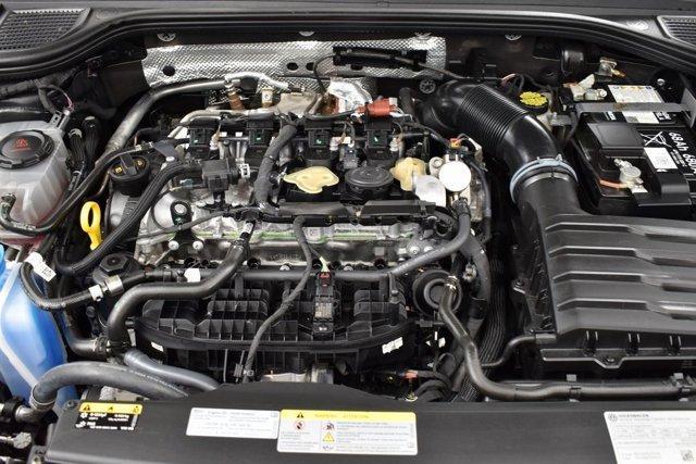 Photo of 2024 Deep Black Pearl Effect Volkswagen Golf R