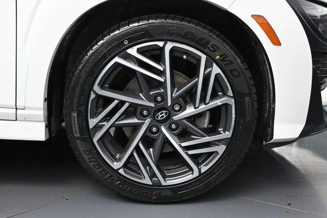 Photo of 2023 Lunar White Hyundai KONA