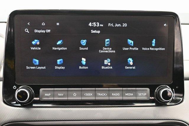 Photo of 2023 Lunar White Hyundai KONA