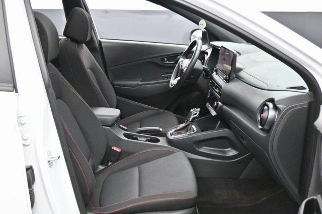 Photo of 2023 Lunar White Hyundai KONA