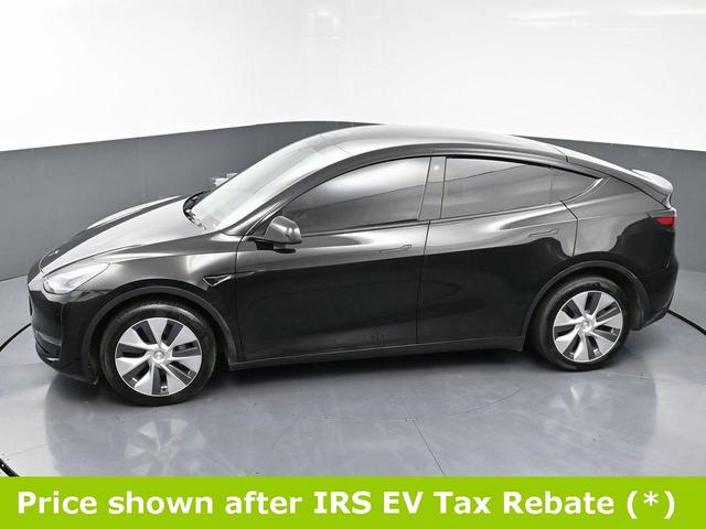 Photo of 2021 Black Tesla Model Y