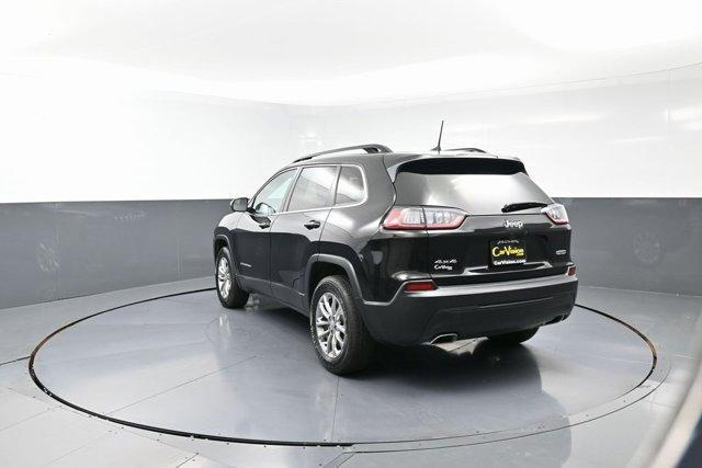 Photo of 2022 Diamond Black Jeep Cherokee
