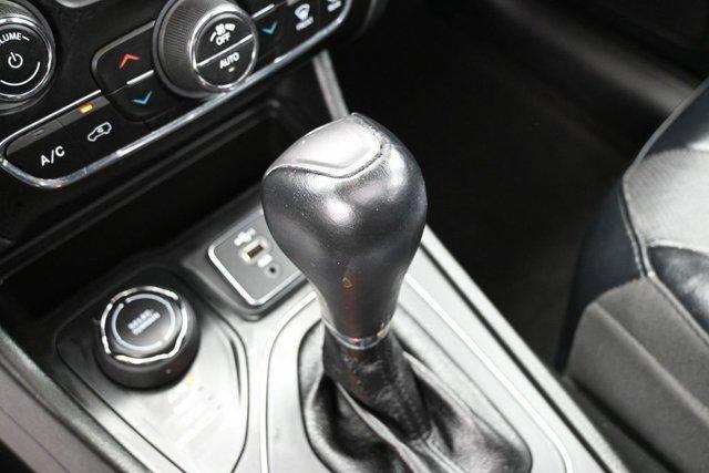 Photo of 2022 Diamond Black Jeep Cherokee