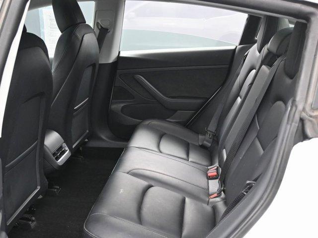 Photo of 2020 White Tesla Model 3