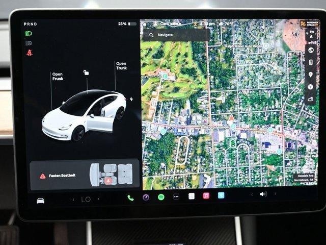 Photo of 2020 White Tesla Model 3