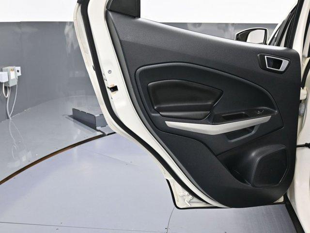 Photo of 2020 Diamond White Ford EcoSport