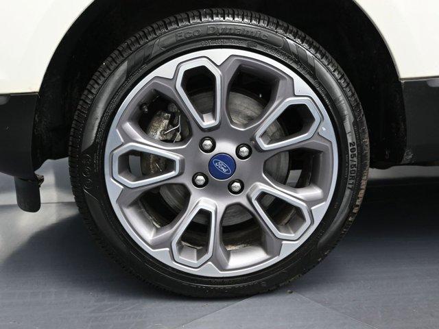 Photo of 2020 Diamond White Ford EcoSport