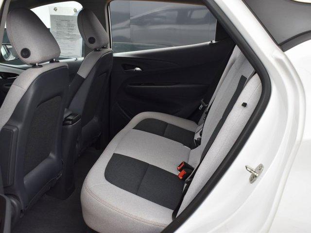 Photo of 2018 Summit White Chevrolet Bolt EV