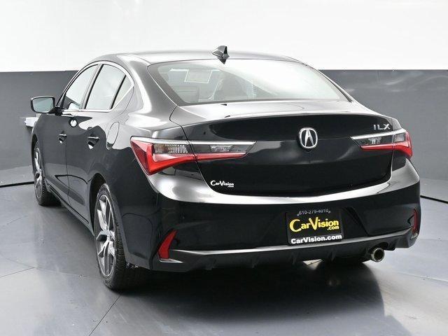 Photo of 2020 Black Acura ILX