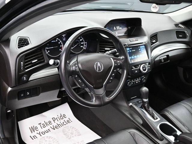 Photo of 2020 Black Acura ILX