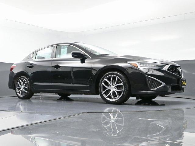 Photo of 2020 Black Acura ILX