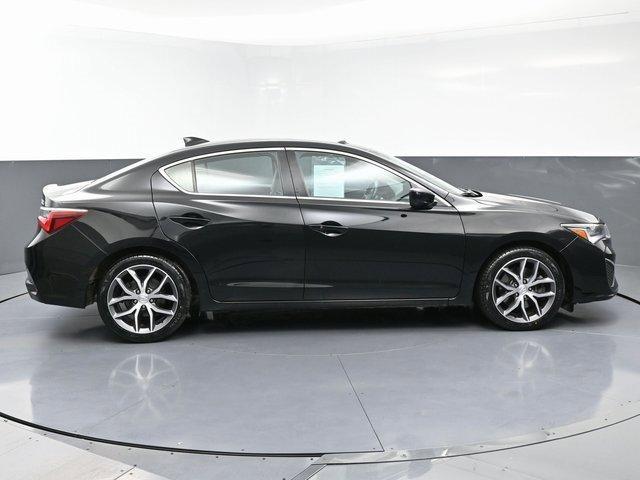 Photo of 2020 Black Acura ILX