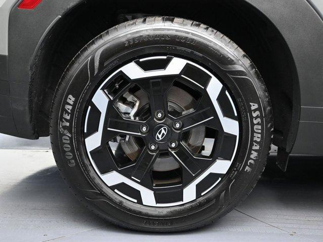 Photo of 2024 Hampton Gray Hyundai SANTA FE