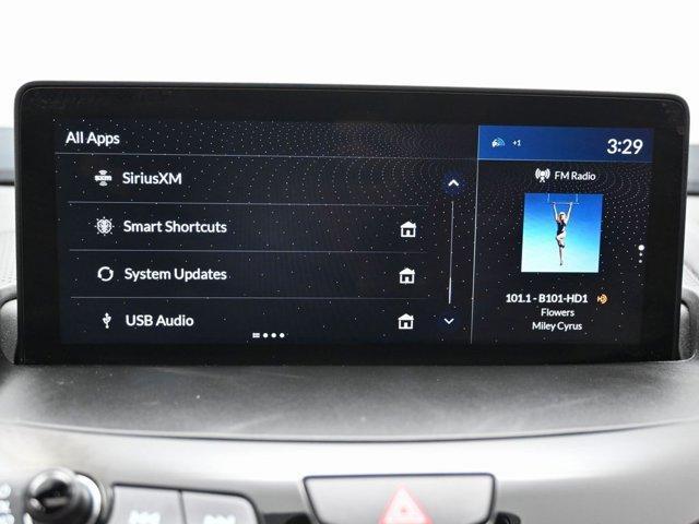Photo of 2022 White Acura RDX
