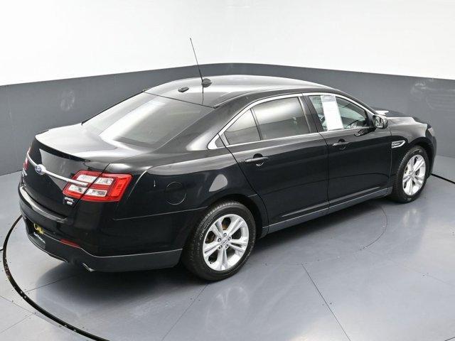 Photo of 2017 Shadow Black Ford Taurus