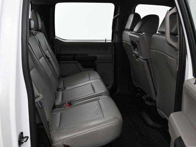 Photo of 2019 Oxford White Ford F-250