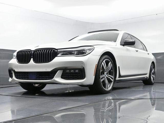 Photo of 2016 Mineral White Metallic BMW 750