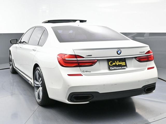 Photo of 2016 Mineral White Metallic BMW 750