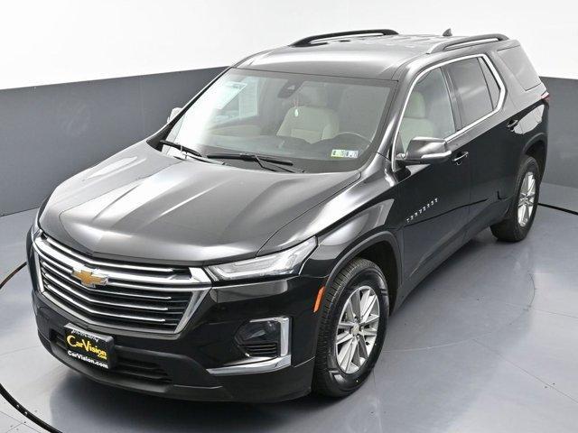 Photo of 2022 Mosaic Black Metallic Chevrolet Traverse