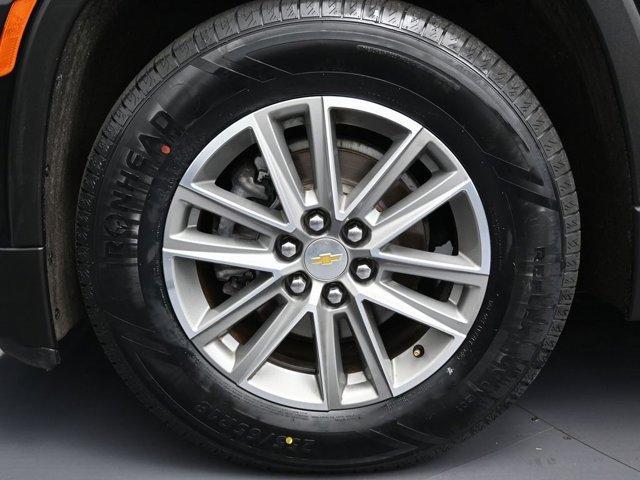 Photo of 2022 Mosaic Black Metallic Chevrolet Traverse