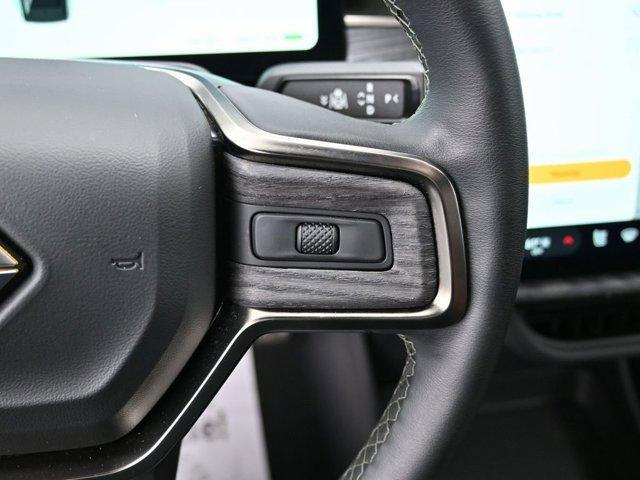 Photo of 2022 Blue Rivian R1S