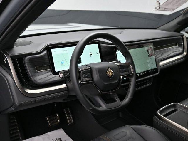 Photo of 2022 Blue Rivian R1S