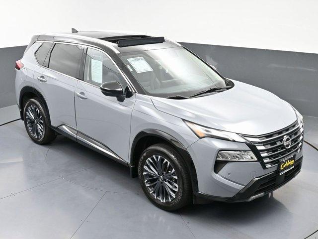 Photo of 2024 Boulder Gray Metallic Nissan Rogue