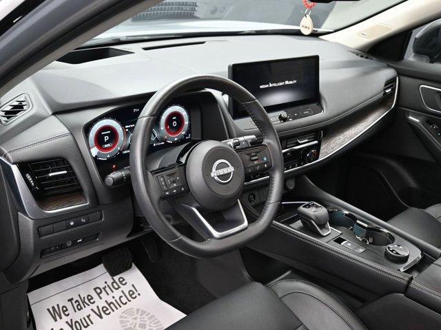 Photo of 2024 Boulder Gray Metallic Nissan Rogue
