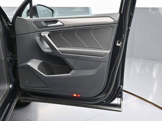 Photo of 2024 Deep Black Pearl Effect Volkswagen Tiguan