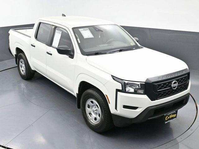 Photo of 2022 Glacier White Nissan Frontier