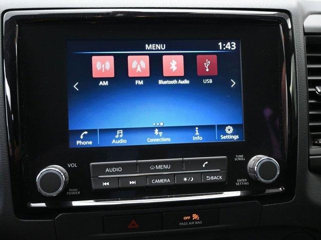 Photo of 2022 Glacier White Nissan Frontier