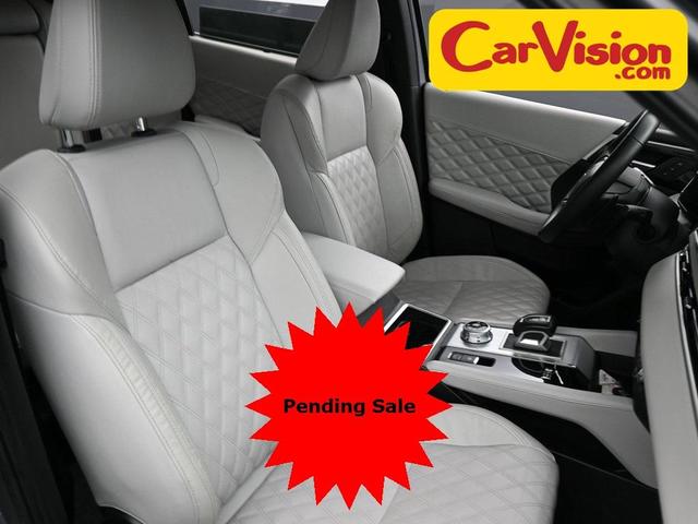 Photo of 2023 Alloy Silver Metallic Mitsubishi Outlander PHEV