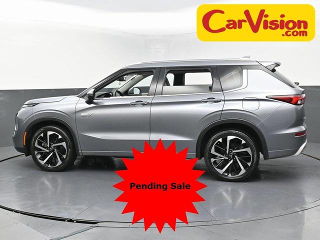 Photo of 2023 Alloy Silver Metallic Mitsubishi Outlander PHEV