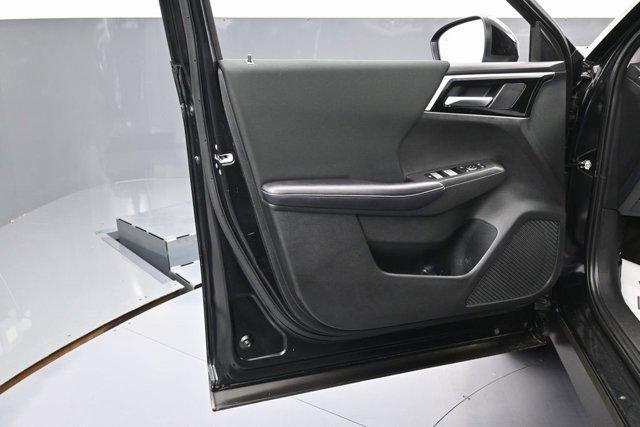 Photo of 2024 Black Mitsubishi Outlander