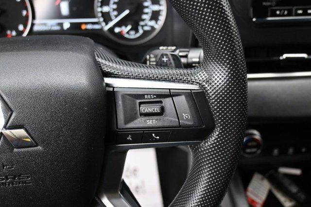 Photo of 2024 Black Mitsubishi Outlander
