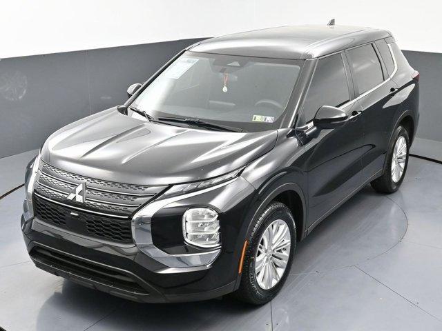 Photo of 2024 Black Mitsubishi Outlander