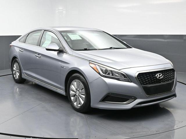 Photo of 2016 Pewter Gray Metallic Hyundai SONATA Hybrid