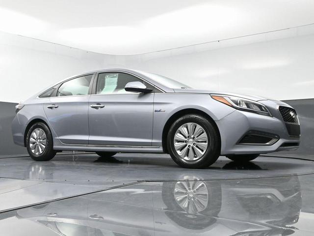 Photo of 2016 Pewter Gray Metallic Hyundai SONATA Hybrid