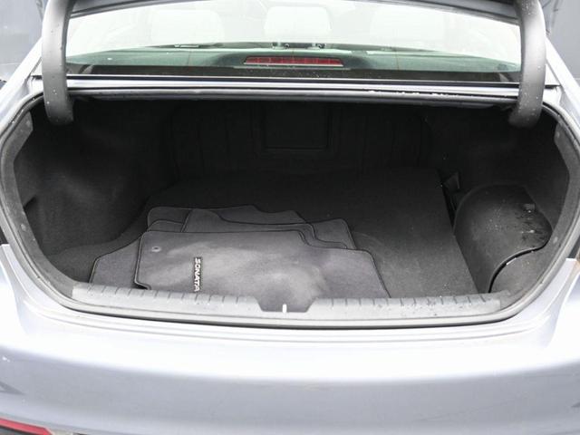 Photo of 2016 Pewter Gray Metallic Hyundai SONATA Hybrid