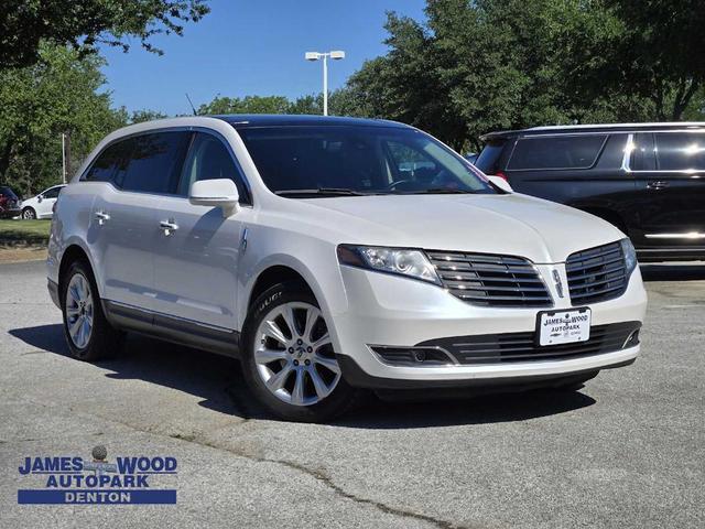 2017 Lincoln MKT